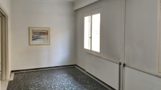 ΠΩΛΕΙΤΑΙ ΔΙΑΜΕΡΙΣΜΑ ΣΤΗΝ ΚΑΡΑΓΙΑΝΝΟΠΟΥΛΟΥ