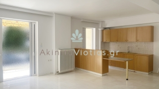 ΠΩΛΕΙΤΑΙ ΔΙΑΜΕΡΙΣΜΑ ΣΤΗ ΛΙΒΑΔΕΙΑ